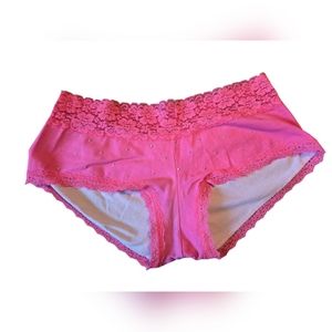 Pink VICTORIA'S SECRET Low Rise Boy Short Size Medium
